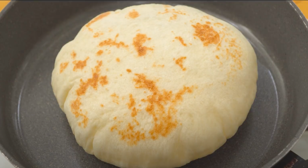 Cách làm bánh mì Bazlama Thổ Nhĩ Kỳ